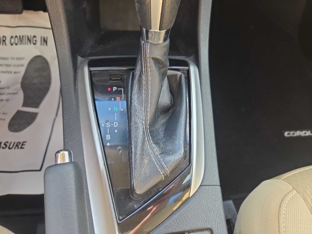 Toyota Corolla LE CVT 2019