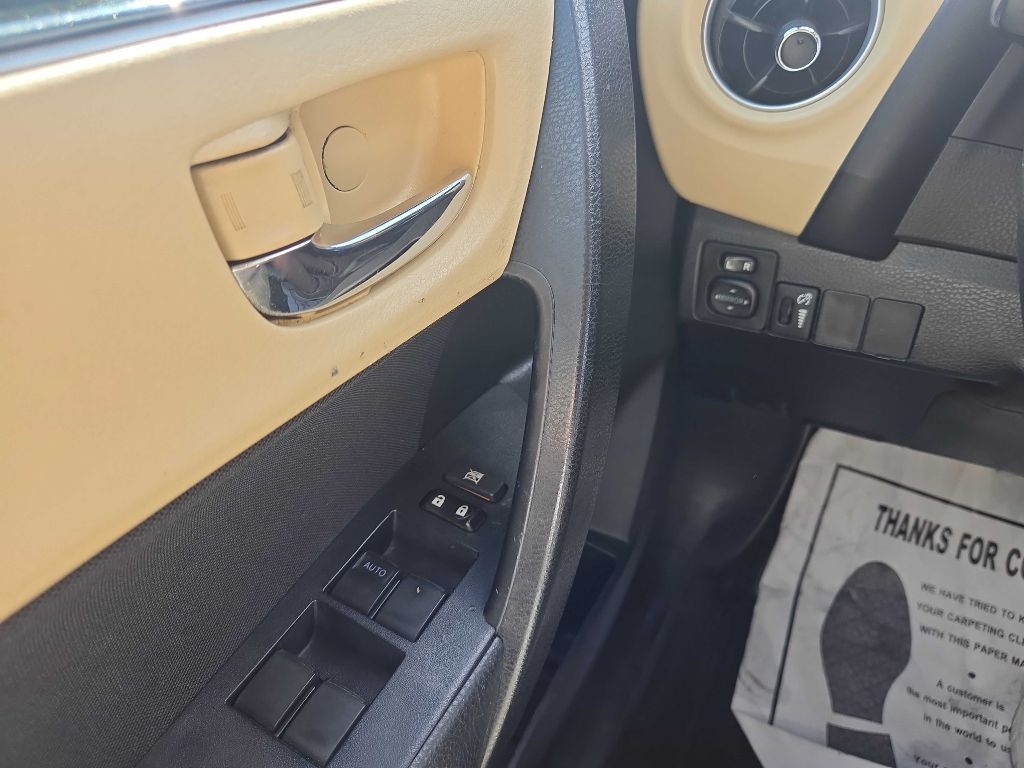 Toyota Corolla LE CVT 2019