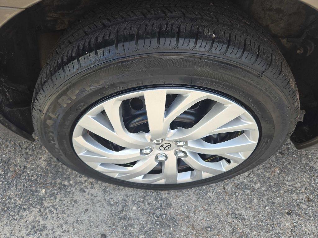 Toyota Corolla LE CVT 2019