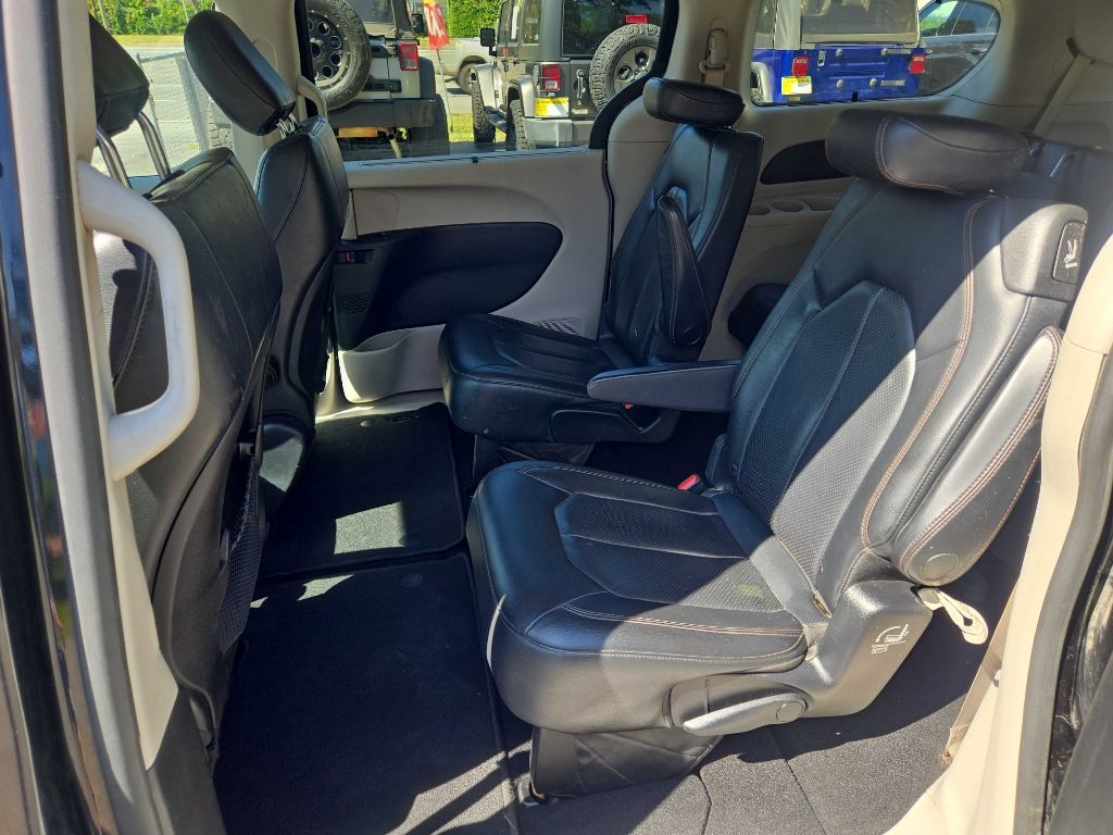 Chrysler Pacifica Touring-L 2019 Chrysler Pacifica Touring-L 2019