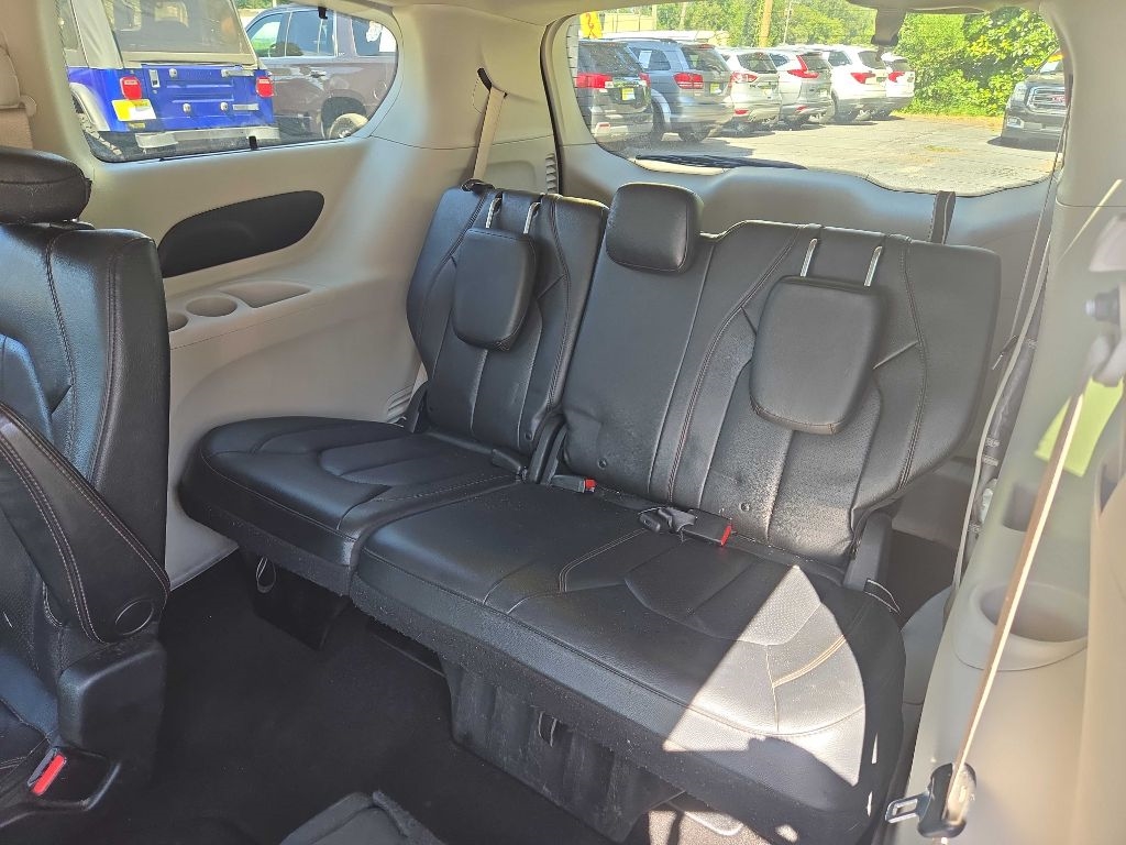 Chrysler Pacifica Touring-L 2019 Chrysler Pacifica Touring-L 2019