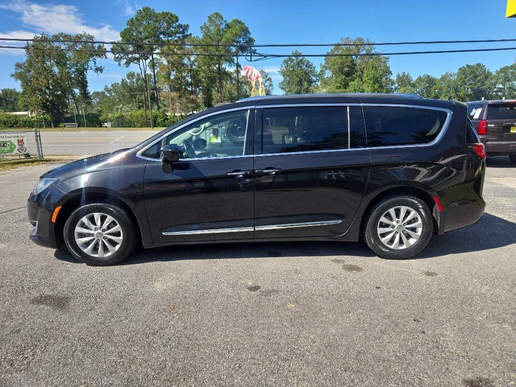 Chrysler Pacifica Touring-L 2019