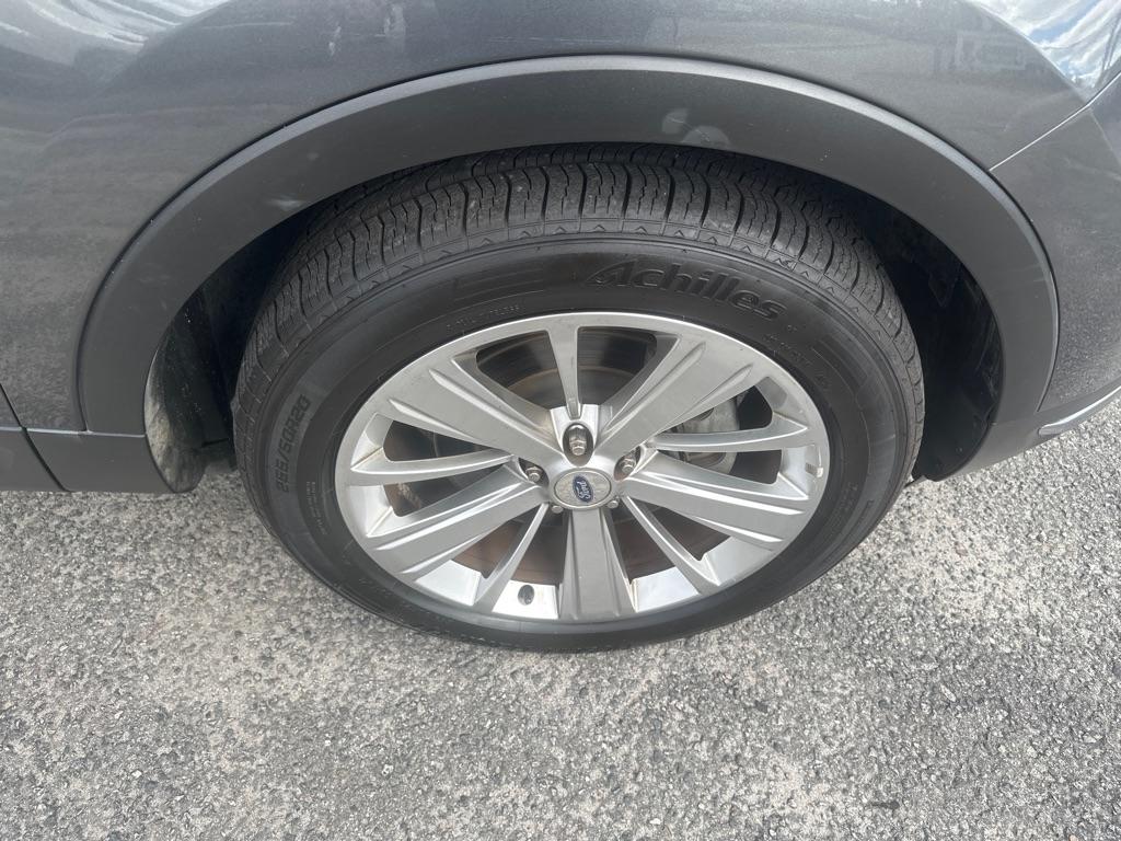 Ford Explorer Limited FWD 2019