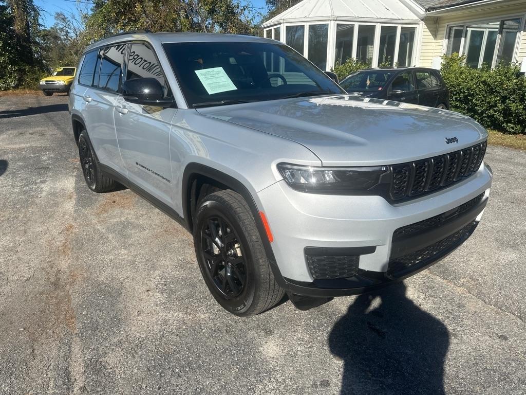 Jeep Grand Cherokee L Laredo 4WD 2024