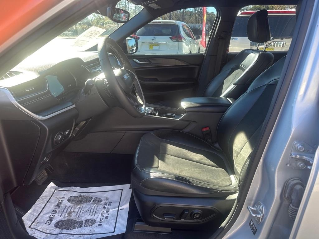 Jeep Grand Cherokee L Laredo 4WD 2024