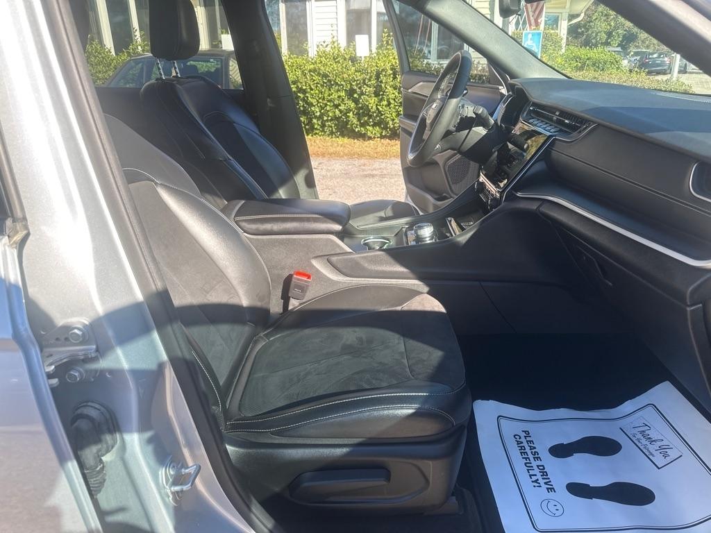 Jeep Grand Cherokee L Laredo 4WD 2024