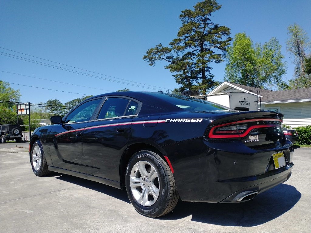 Dodge Charger SE 2015