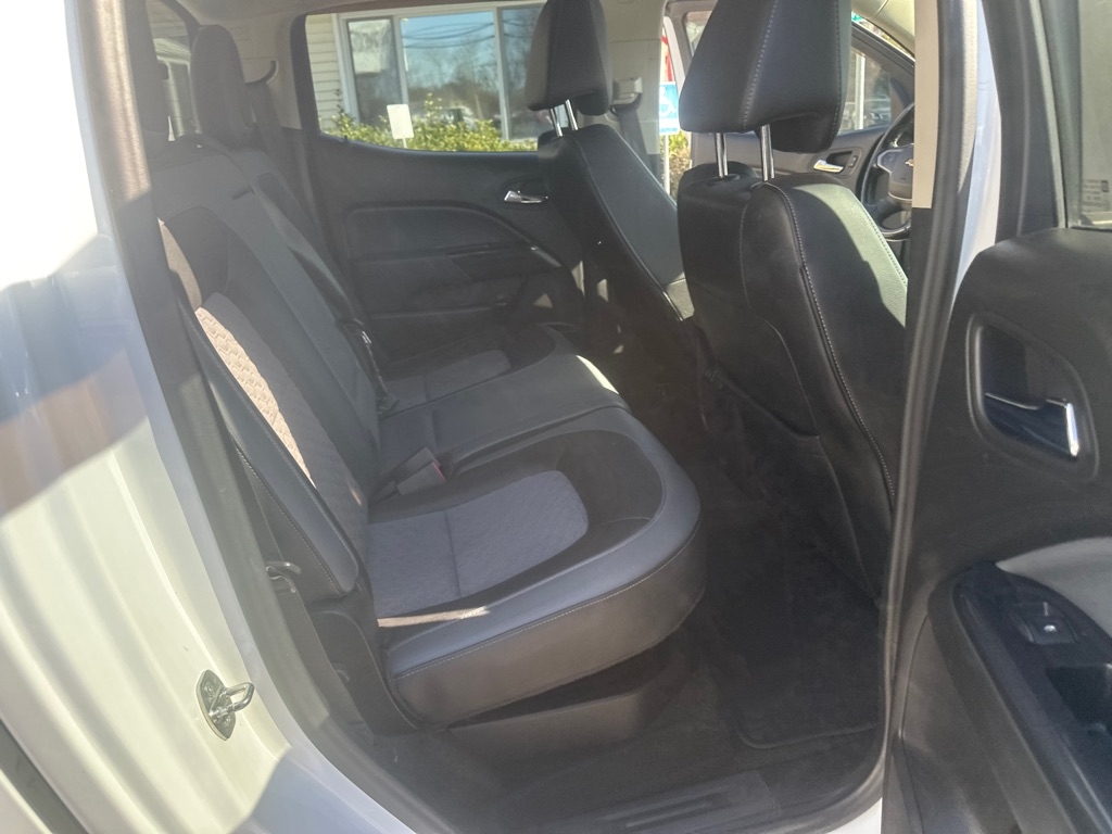 Chevrolet Colorado Z71 Crew Cab 2WD Short Box 2016