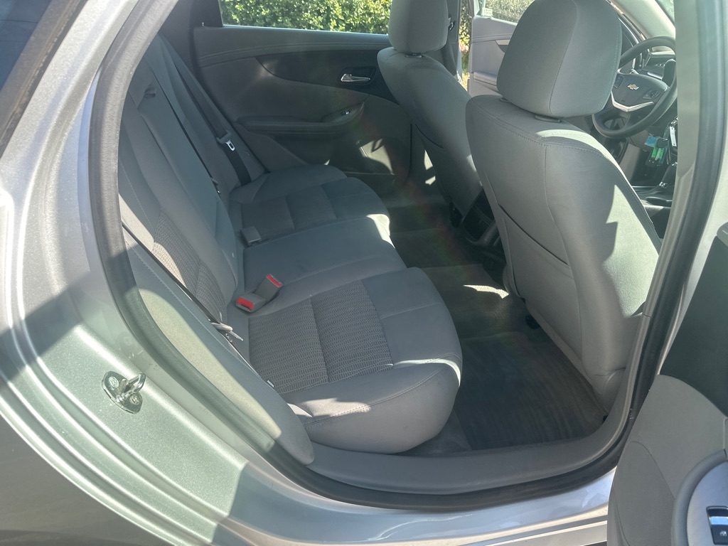 Chevrolet Impala LS 2017