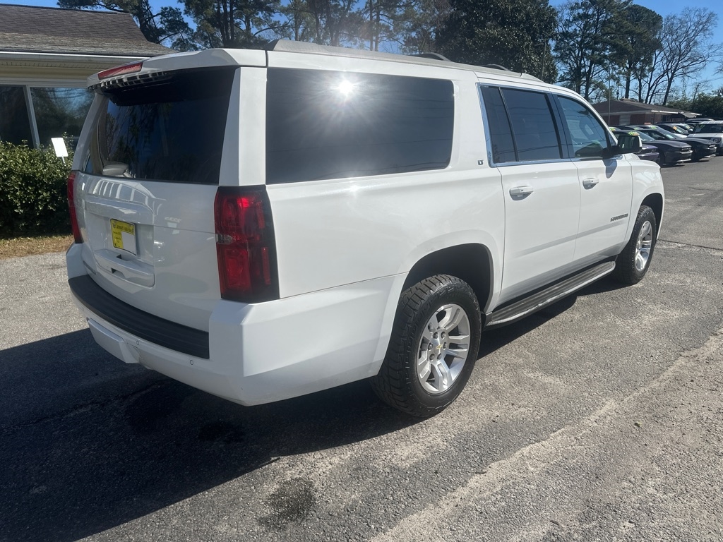 Chevrolet Suburban LT 4WD 2016