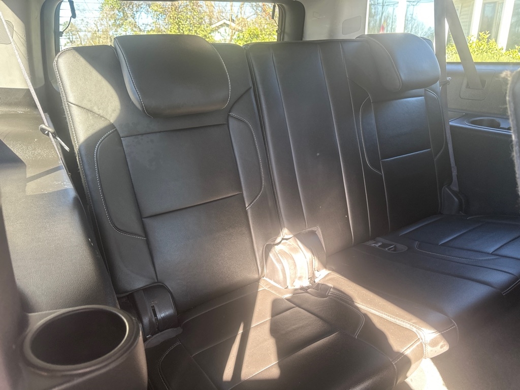 Chevrolet Suburban LT 4WD 2016