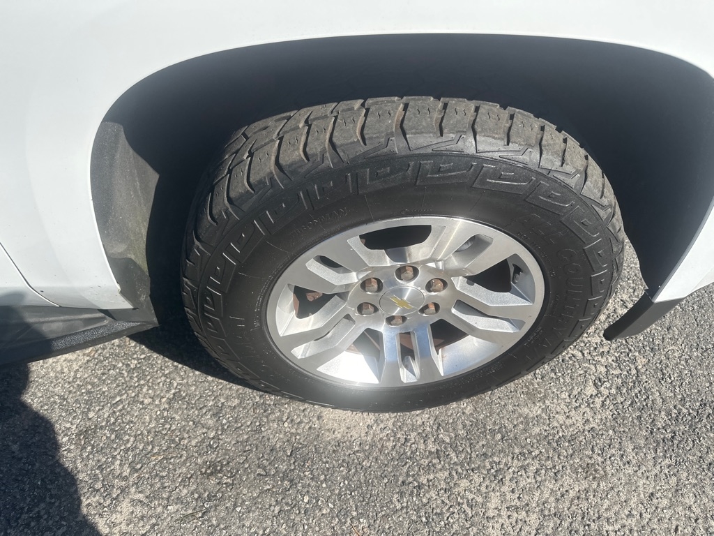 Chevrolet Suburban LT 4WD 2016