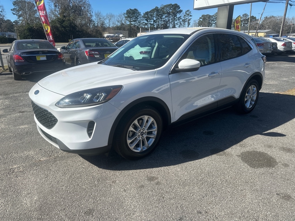 2021 Ford Escape SE