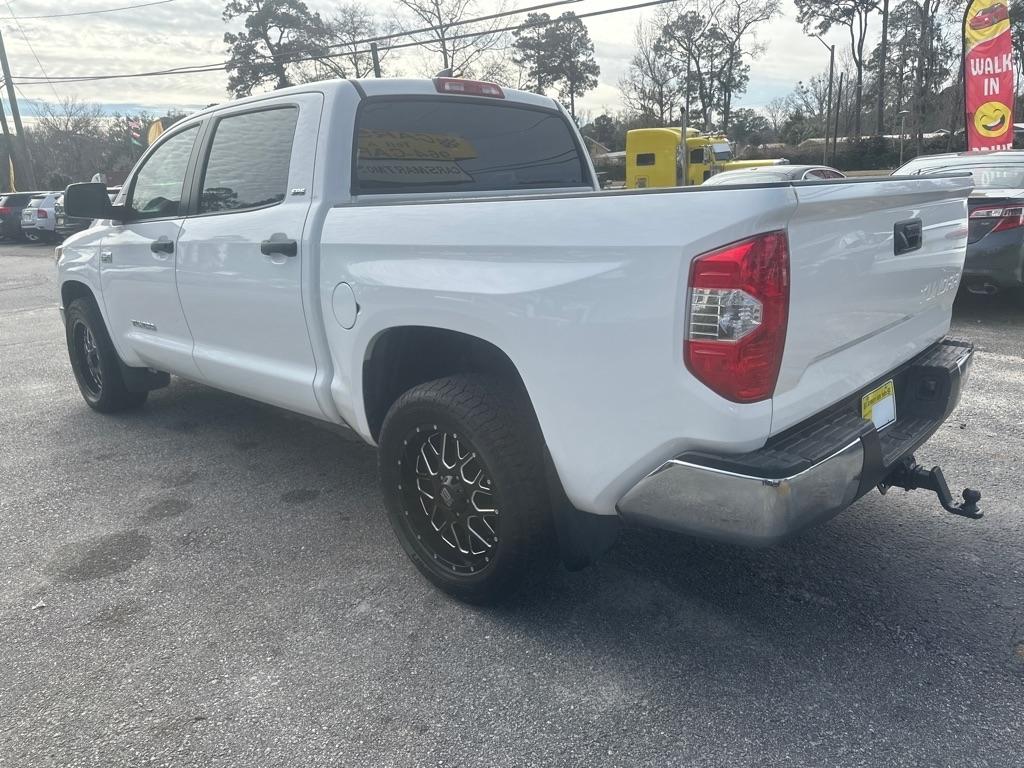 Toyota Tundra SR5 5.7L V8 CrewMax 2WD 2021