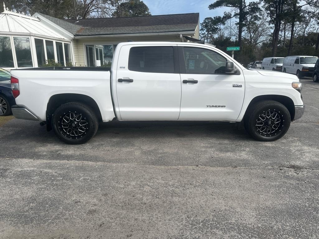 Toyota Tundra SR5 5.7L V8 CrewMax 2WD 2021