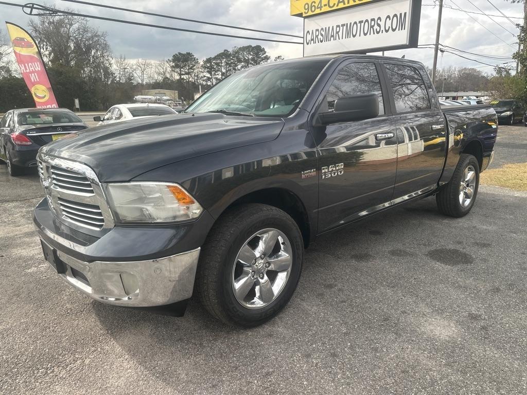 2015 RAM 1500 SLT Crew Cab SWB 2WD