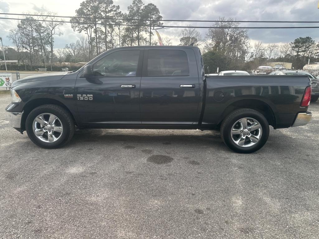 RAM 1500 SLT Crew Cab SWB 2WD 2015