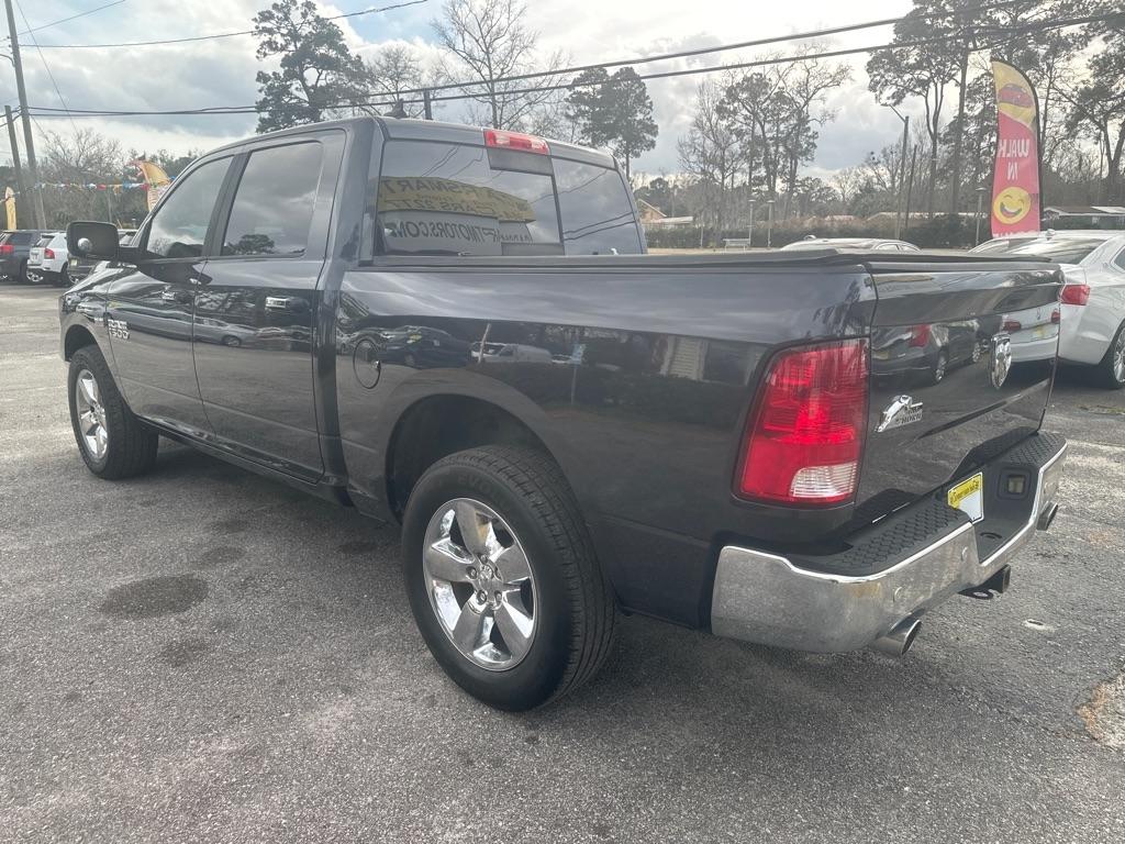 RAM 1500 SLT Crew Cab SWB 2WD 2015