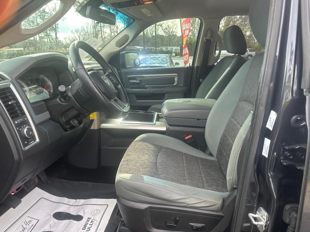 RAM 1500 SLT Crew Cab SWB 2WD 2015