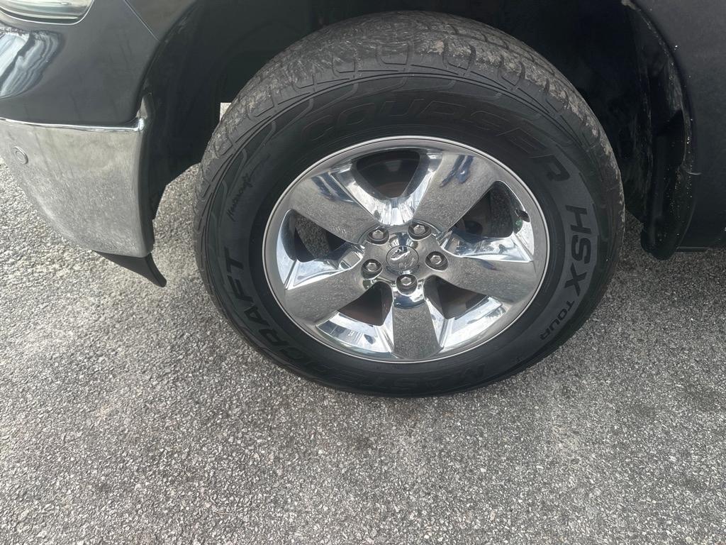 RAM 1500 SLT Crew Cab SWB 2WD 2015