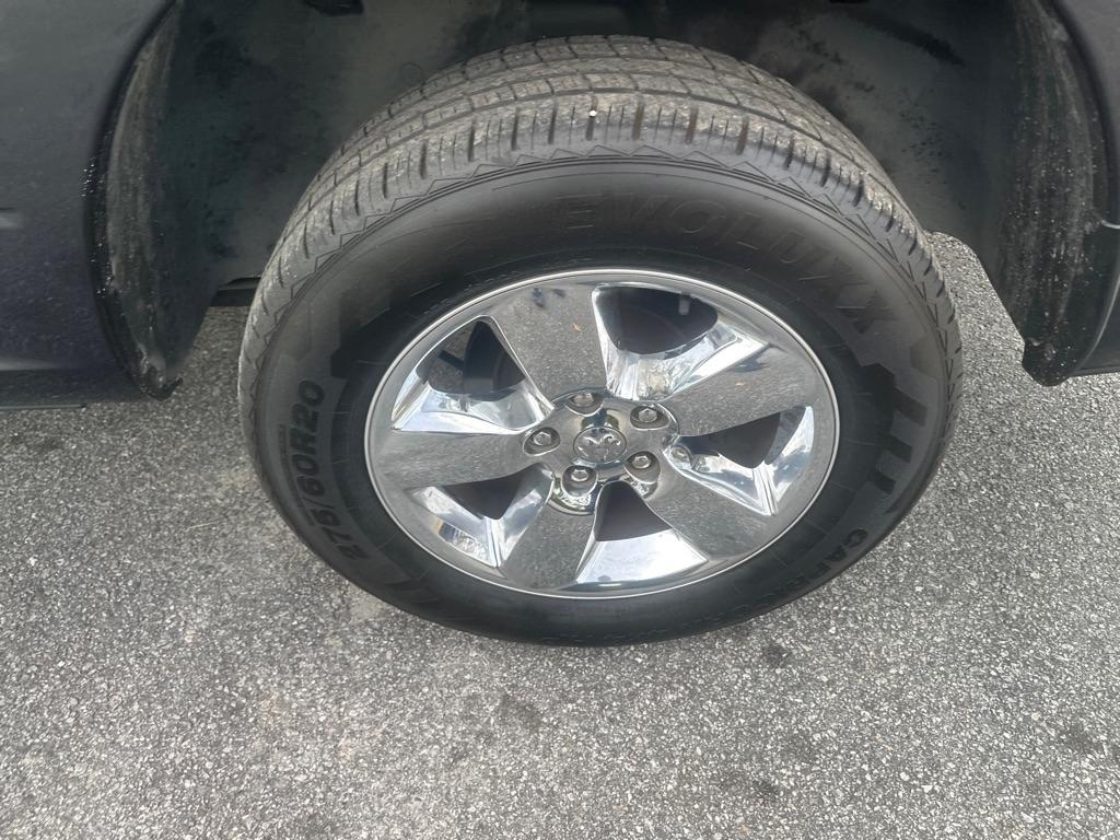 RAM 1500 SLT Crew Cab SWB 2WD 2015