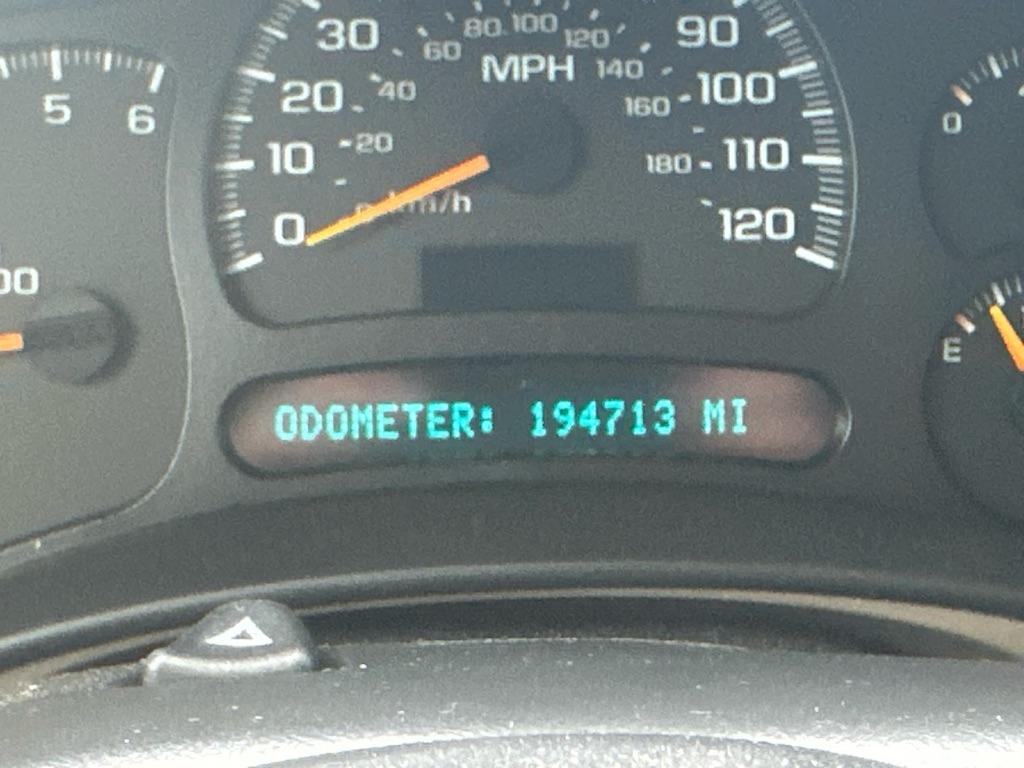 Chevrolet Tahoe 2WD 2005