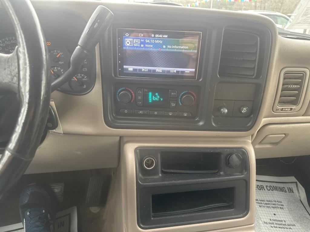 Chevrolet Tahoe 2WD 2005