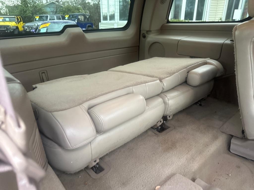 Chevrolet Tahoe 2WD 2005