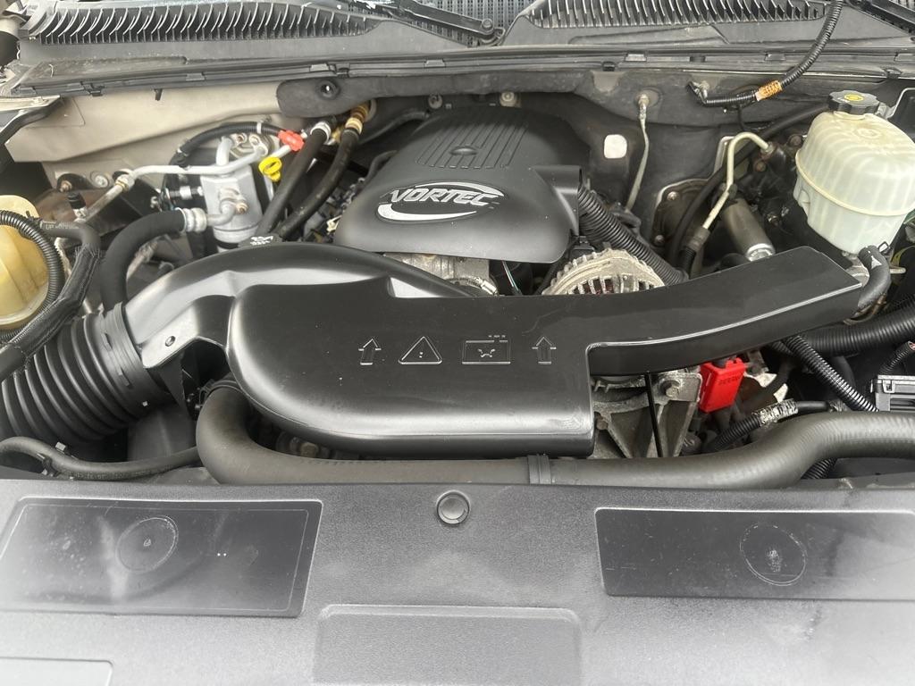 Chevrolet Tahoe 2WD 2005