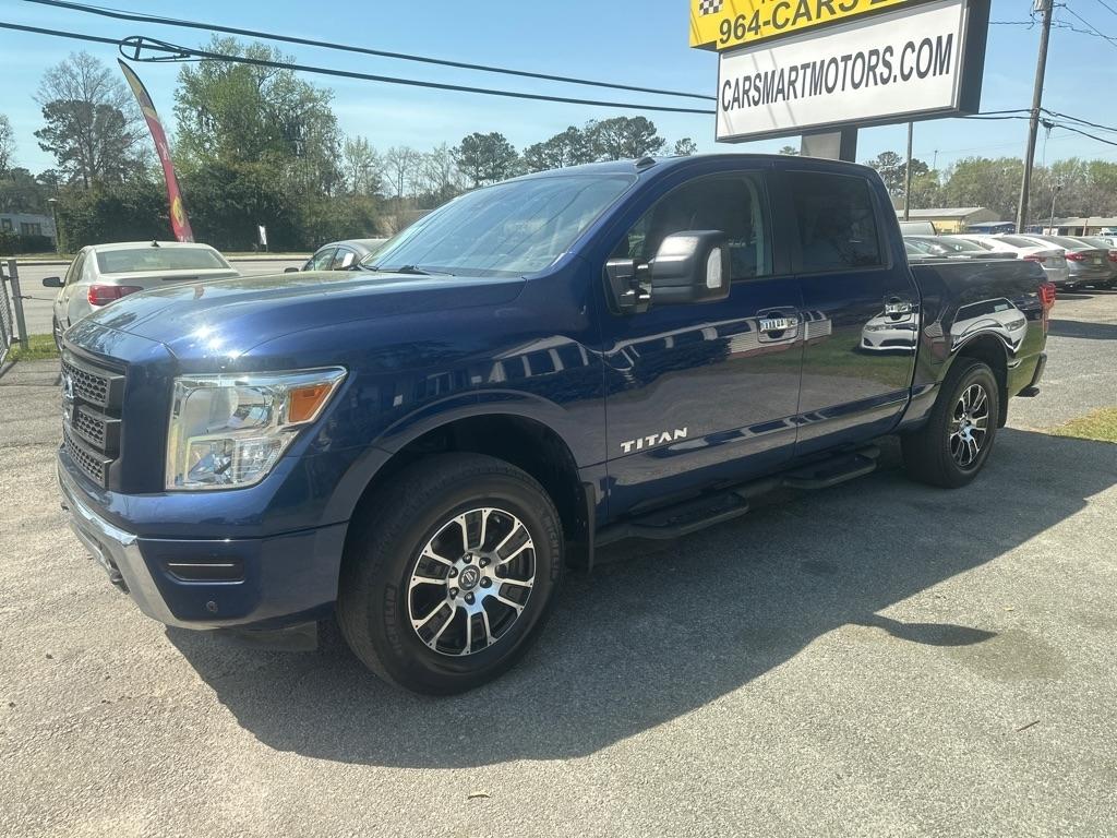2021 Nissan Titan SV Crew Cab 2WD