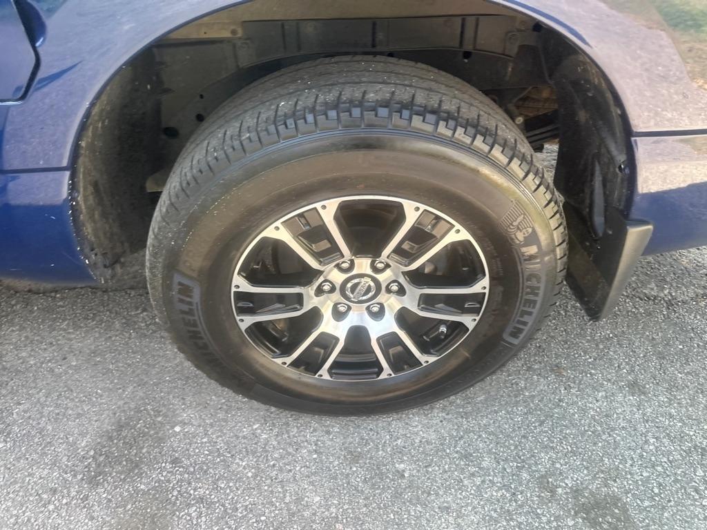 Nissan Titan SV Crew Cab 2WD 2021