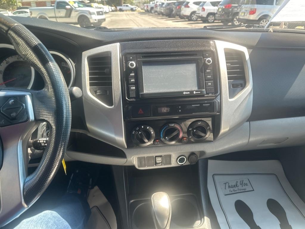 Toyota Tacoma PreRunner Double Cab V6 5AT 2WD 2014