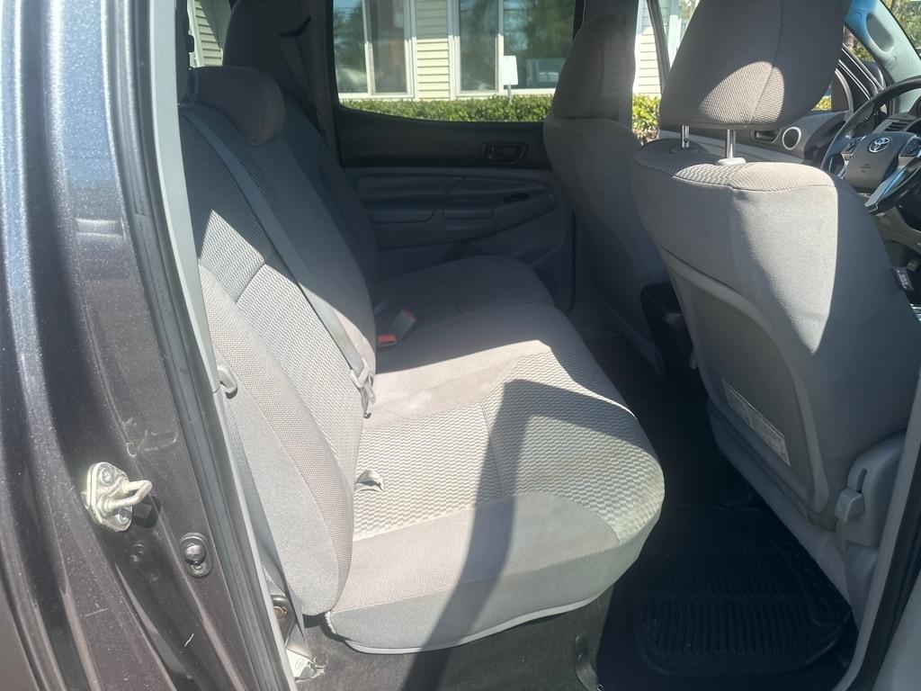 Toyota Tacoma PreRunner Double Cab V6 5AT 2WD 2014