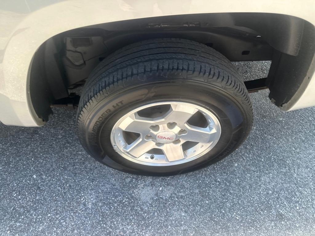 GMC Canyon SLE Crew Cab 2WD 2012