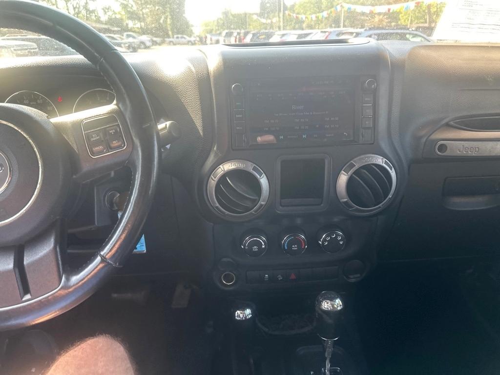 Jeep Wrangler Unlimited Sport 4WD 2013