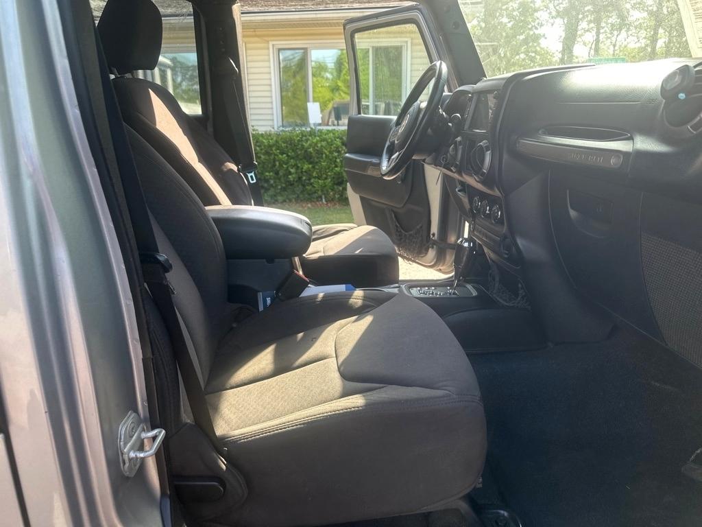 Jeep Wrangler Unlimited Sport 4WD 2013