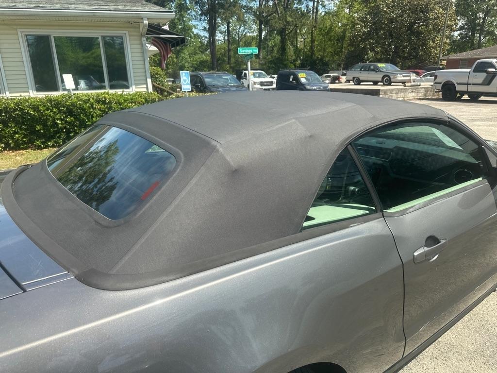 Ford Mustang V6 Convertible 2010