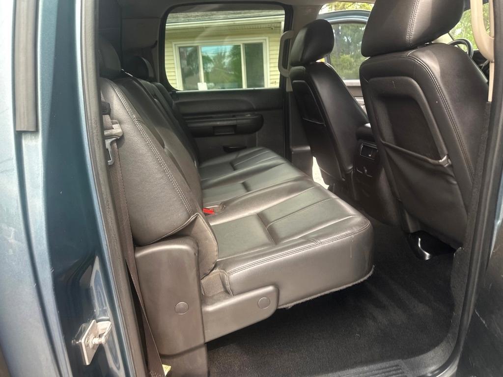 Chevrolet Silverado 1500 LT Crew Cab 4WD 2013