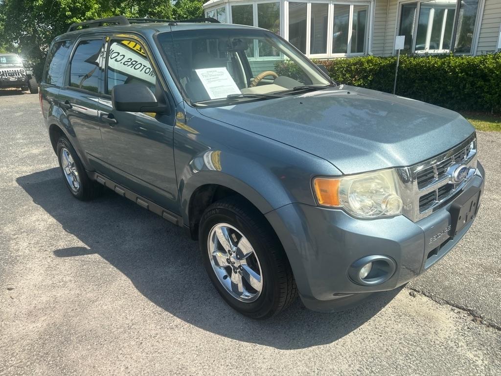 Ford Escape XLT FWD 2011
