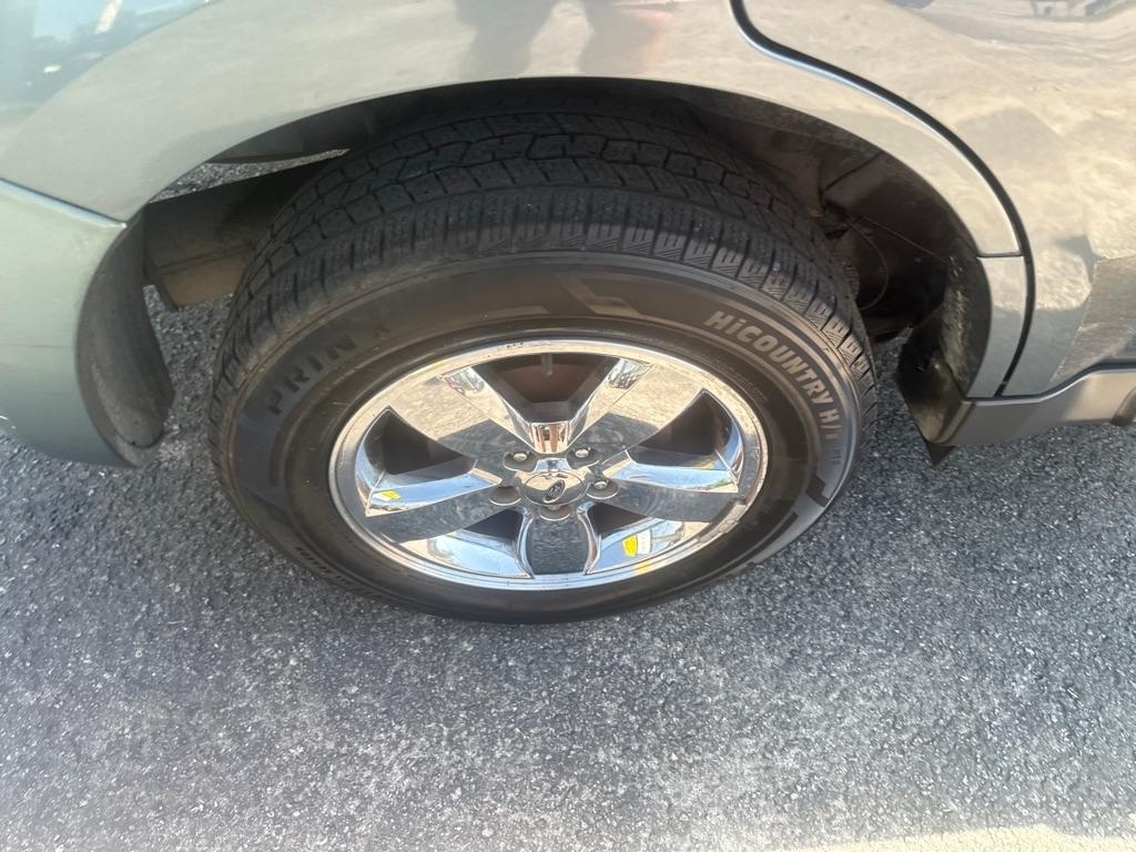 Ford Escape XLT FWD 2011