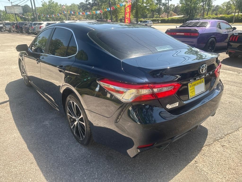Toyota Camry SE 2018