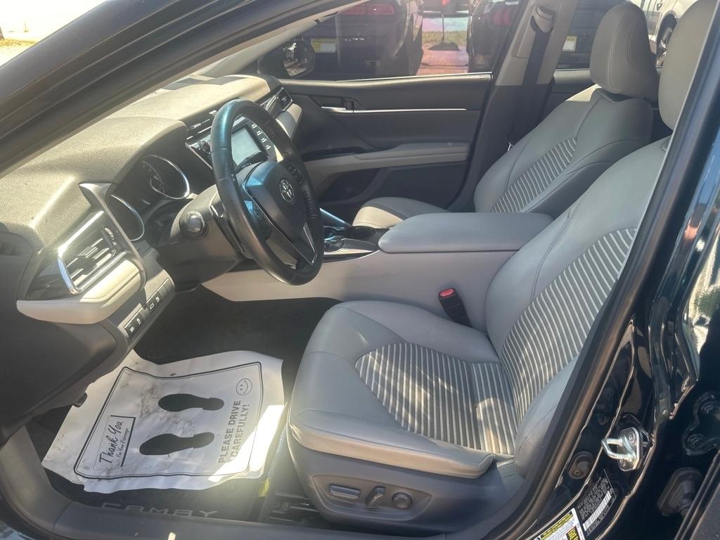 Toyota Camry SE 2018