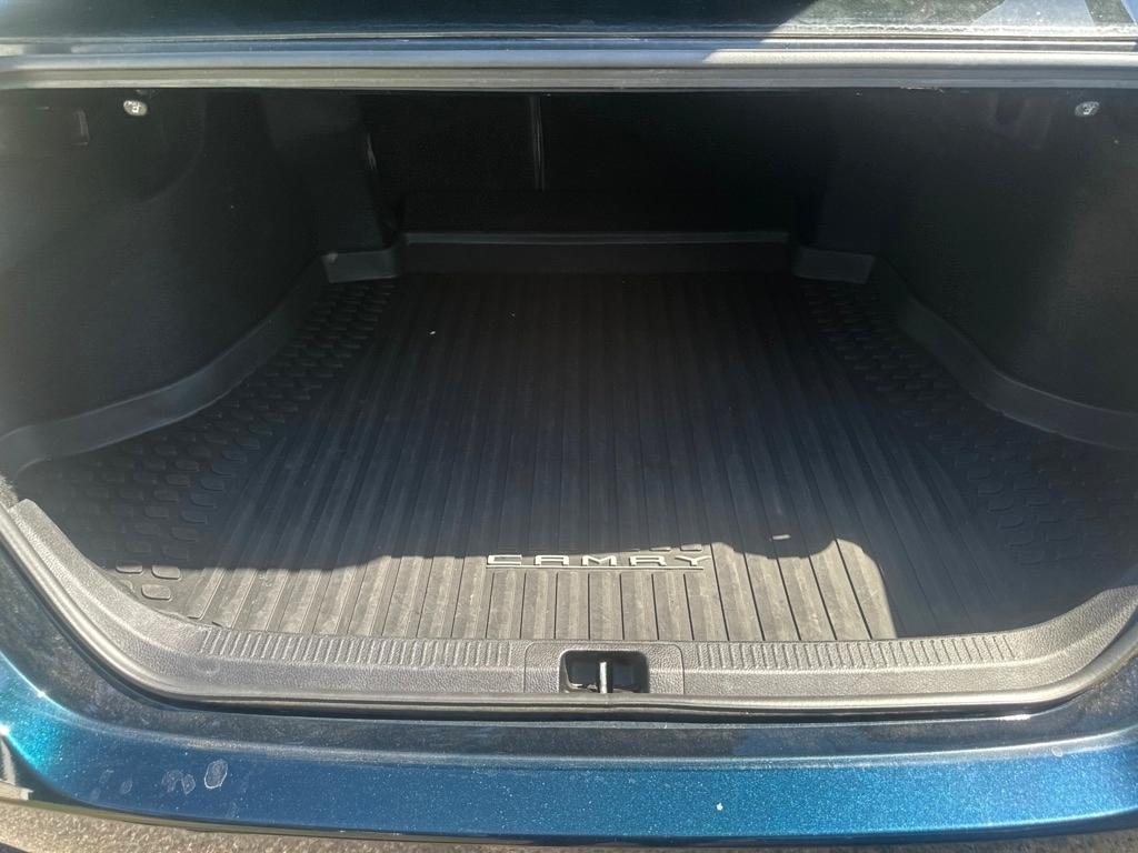 Toyota Camry SE 2018