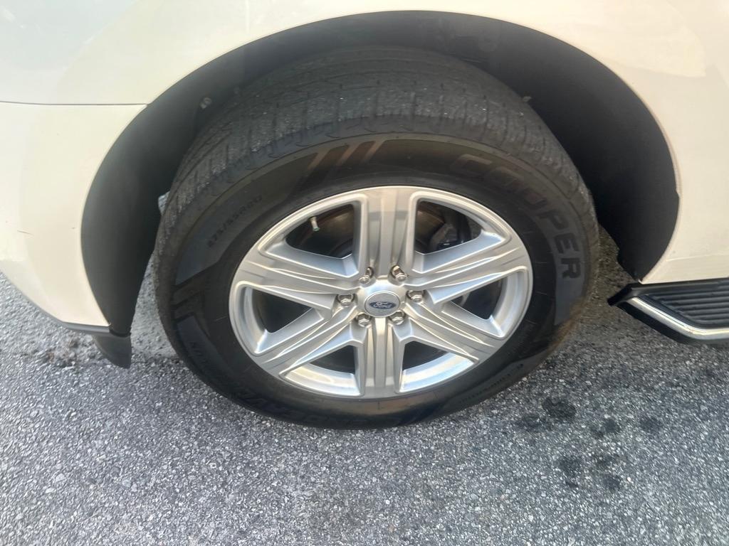 Ford Expedition XLT 2WD 2019