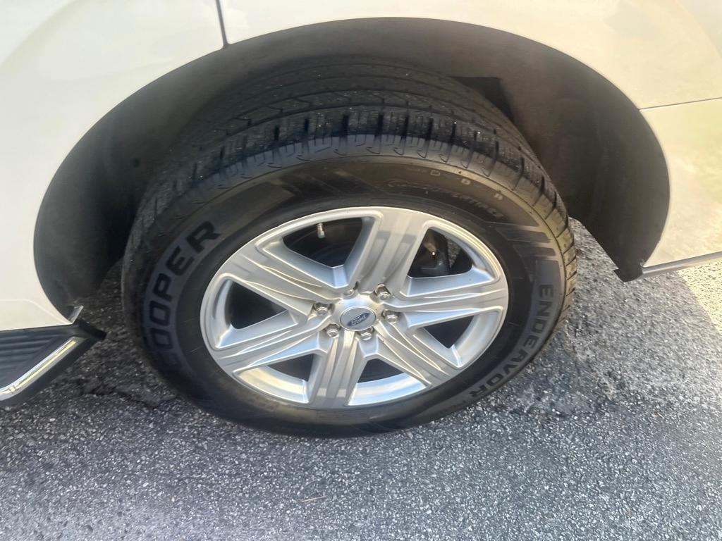 Ford Expedition XLT 2WD 2019