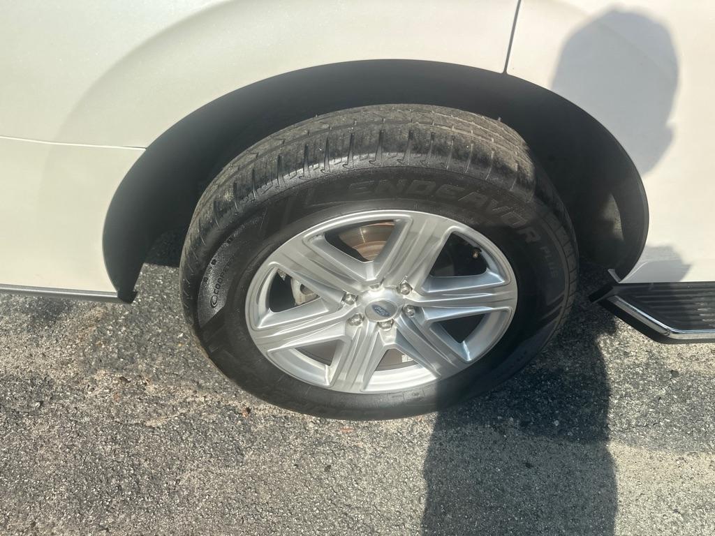 Ford Expedition XLT 2WD 2019