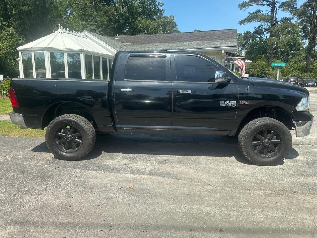 RAM 1500 SLT Crew Cab SWB 4WD 2014