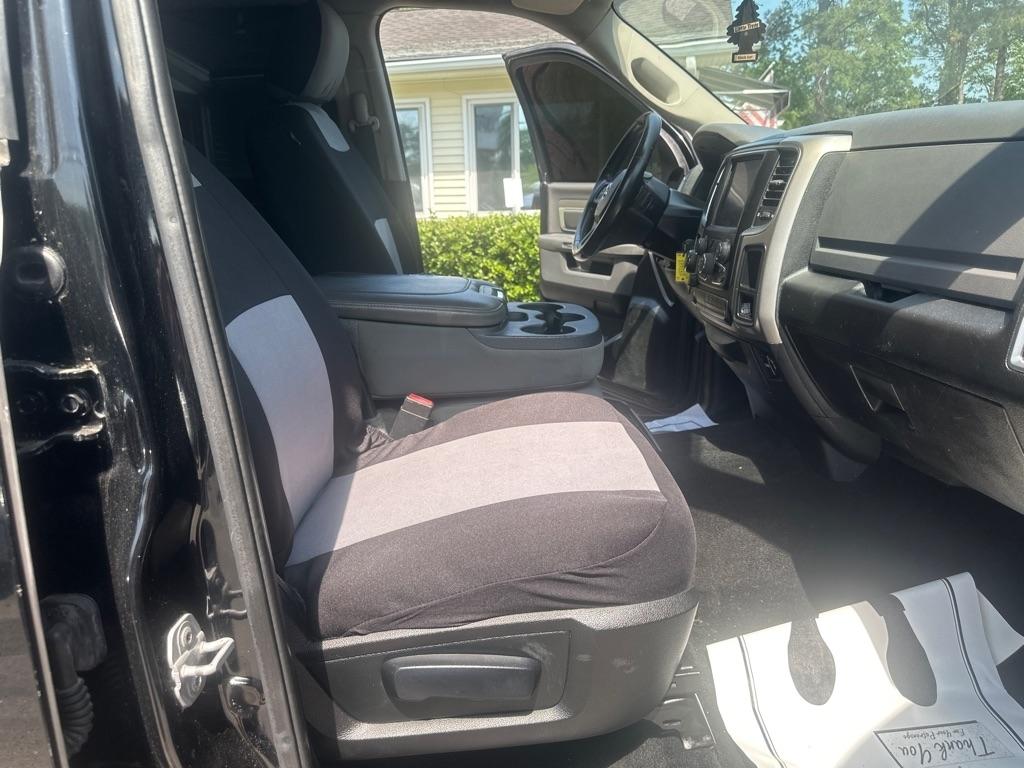 RAM 1500 SLT Crew Cab SWB 4WD 2014