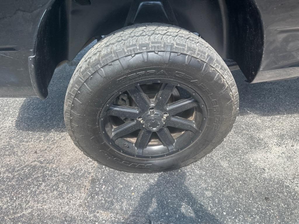 RAM 1500 SLT Crew Cab SWB 4WD 2014