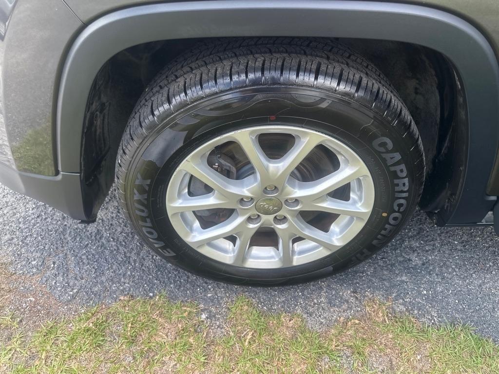 Jeep Cherokee Latitude FWD 2014